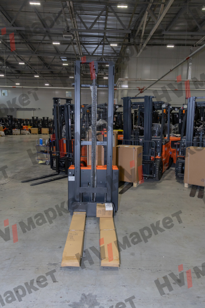Самоходный штабелер PSE15L-C2 (3500mm) HV Market