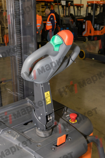 Самоходный штабелер PS15 Duplex mast (FFL, В-3600мм) HV Market