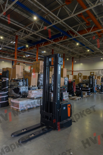 Самоходный штабелер PS15 Duplex mast (FFL, В-2900мм) HV Market