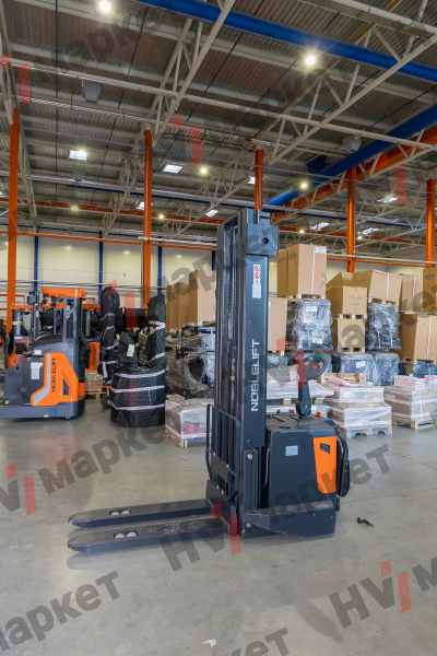 Самоходный штабелер PS15 Duplex mast (FFL, В-2900мм) HV Market
