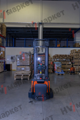 Самоходный штабелер PS15 Triplex mast (FFL, В-5000мм) HV Market