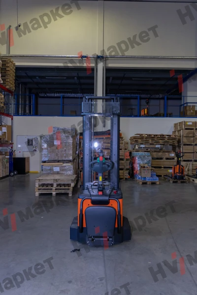 Самоходный штабелер PS15 Triplex mast (FFL, В-5500мм) HV Market