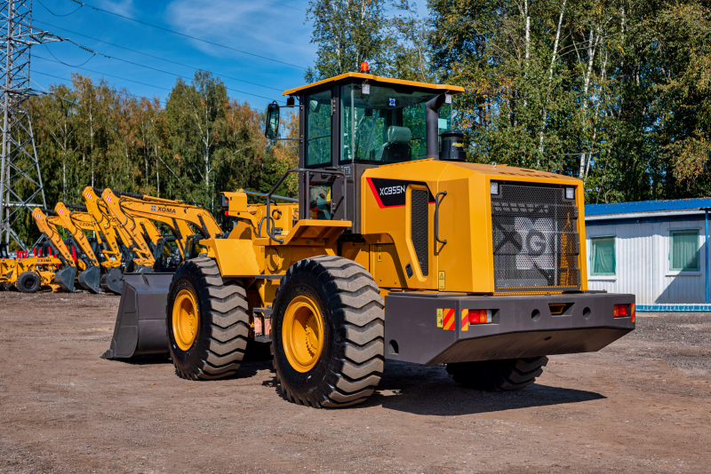 Фронтальный погрузчик XG955N HV Market