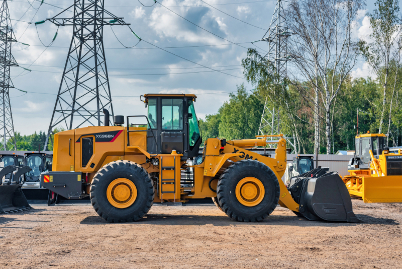 Фронтальный погрузчик XG968N (Ковш 5м3) HV Market