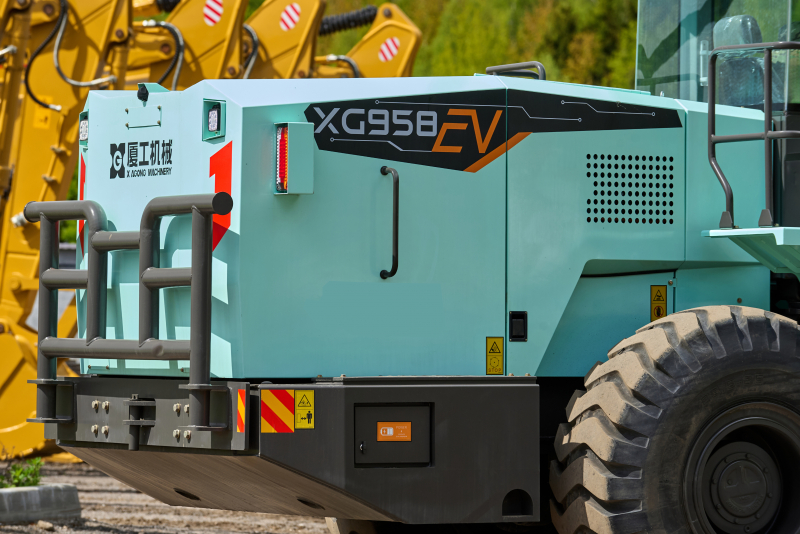 Фронтальный погрузчик XG958EV HV Market