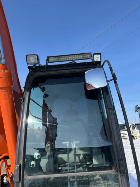 HITACHI ZX200 Экскаватор HV Market