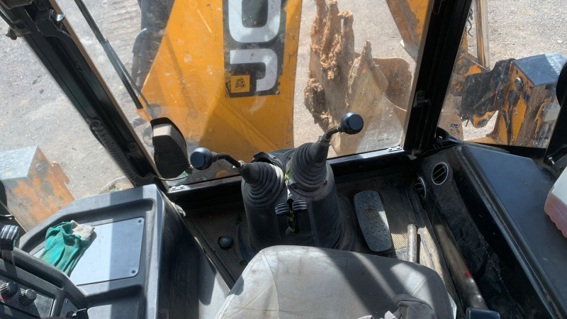 JCB 3CX Экскаватор-погрузчик HV Market
