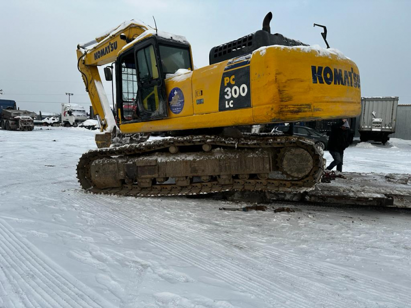 KOMATSU PC 300 Экскаватор HV Market