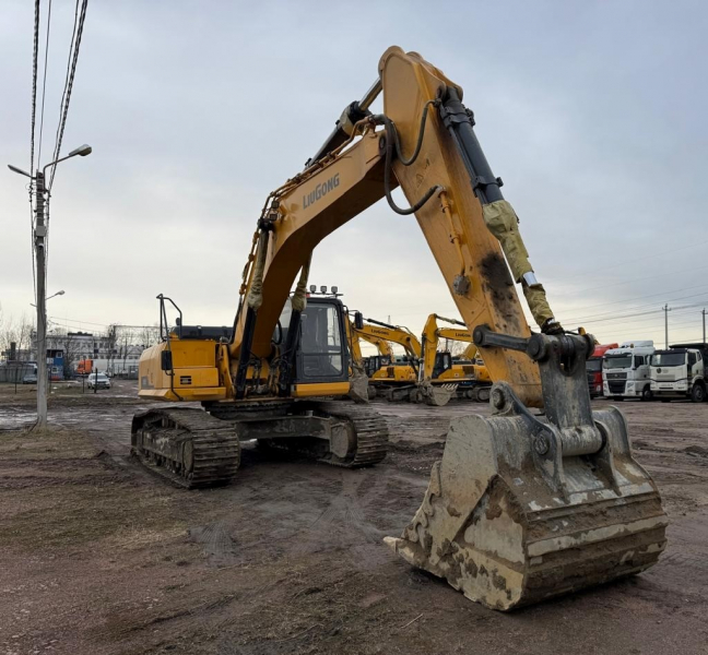 LiuGong CLG936E Экскаватор HV Market