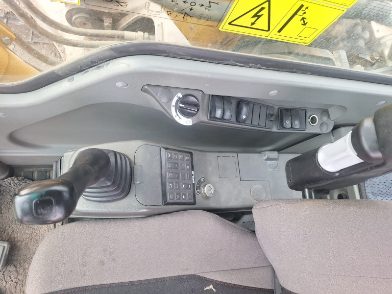 LGCE E6210 Экскаватор HV Market