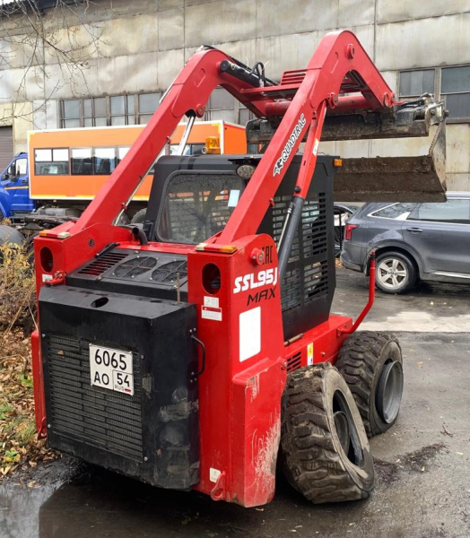 QUADTRAC SSL* Мини погрузчик HV Market