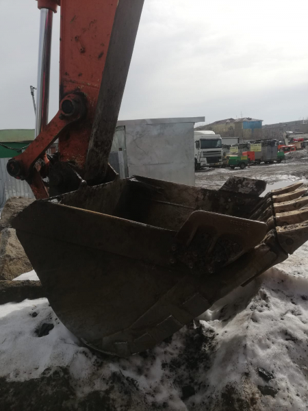 HITACHI ZX240 Экскаватор HV Market