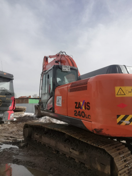 HITACHI ZX240 Экскаватор HV Market