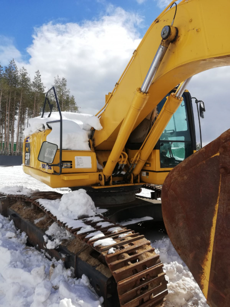 KOMATSU PC 270 Экскаватор HV Market