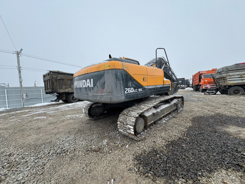 Hyundai R260 Экскаватор HV Market