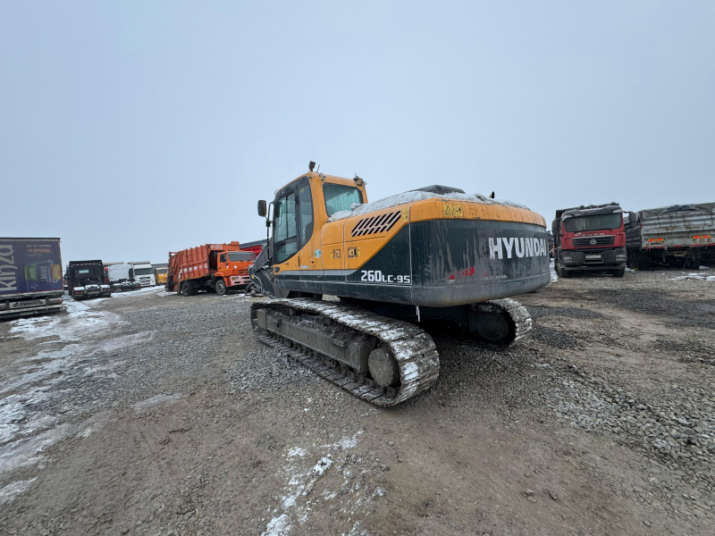 Hyundai R260 Экскаватор HV Market