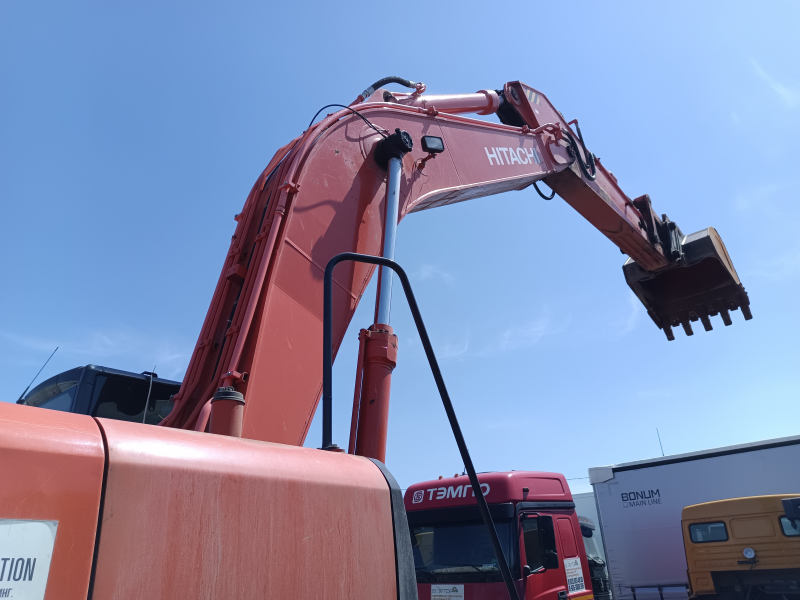 HITACHI ZX330 Экскаватор HV Market