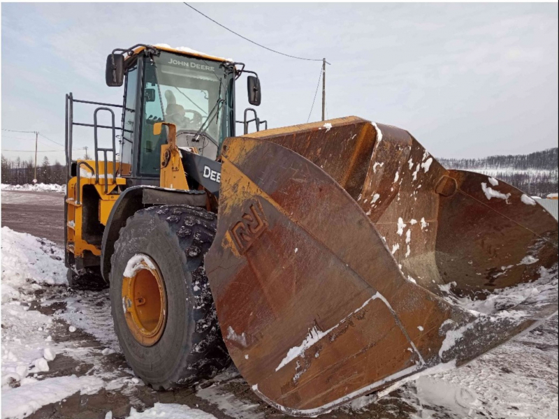 ПОГРУЗЧИК JOHN DEERE, 724K HV Market