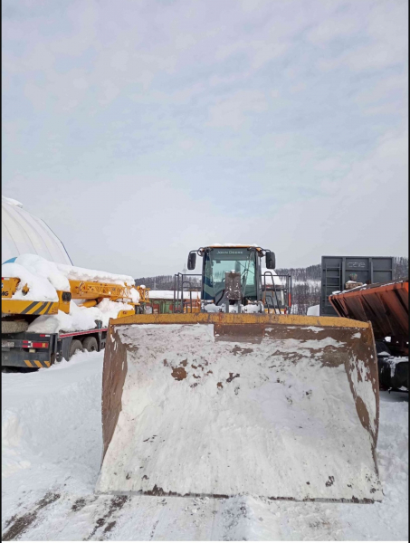 ПОГРУЗЧИК JOHN DEERE, 724K HV Market