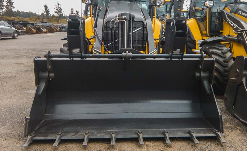 Вилы откидные паллетные Impulse PF2000 на ковш Volvo BL61/71 HV Market