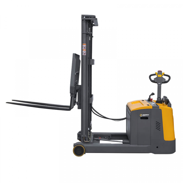 Штабелер самоходный CQD15R (1500 кг; 5,6 м; li-ion 25,6В / 230Ач, PV, EPS) SMARTLIFT