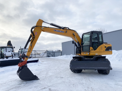 Мини-экскаватор QUADTRAC E130WH (12т, кабина, квикаплер, Желтый 2023 год)