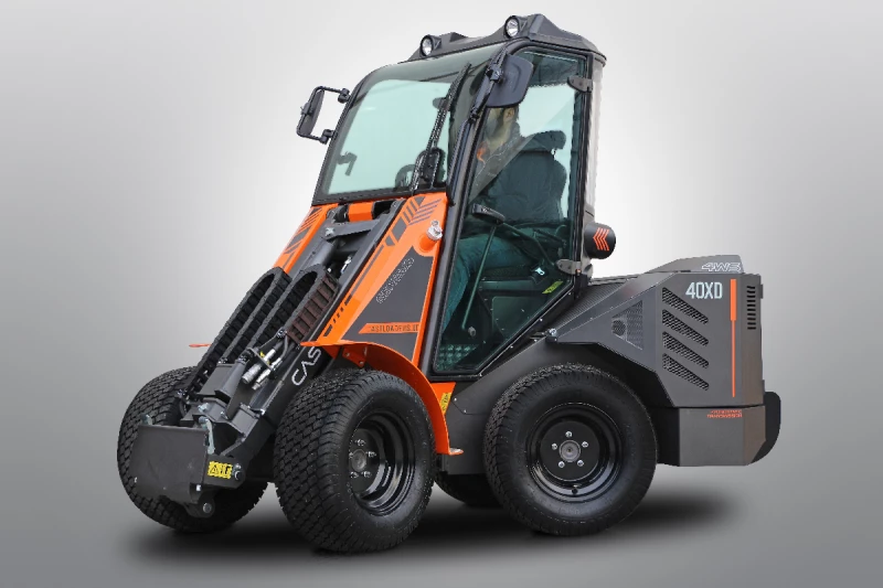 Мини-погрузчик CASTLOADERS 40XD