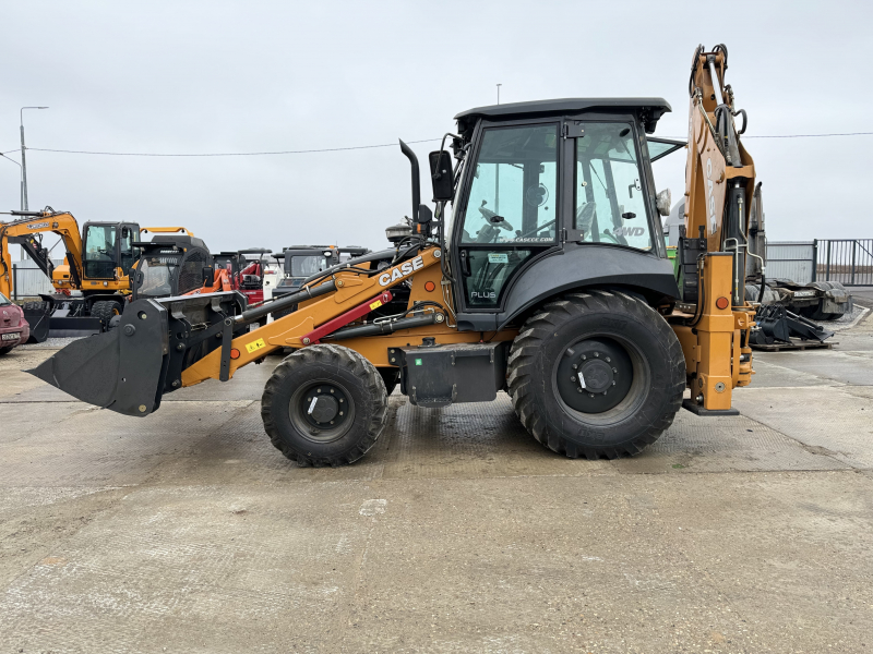 Экскаватор-погрузчик CASE 770 EX PLUS