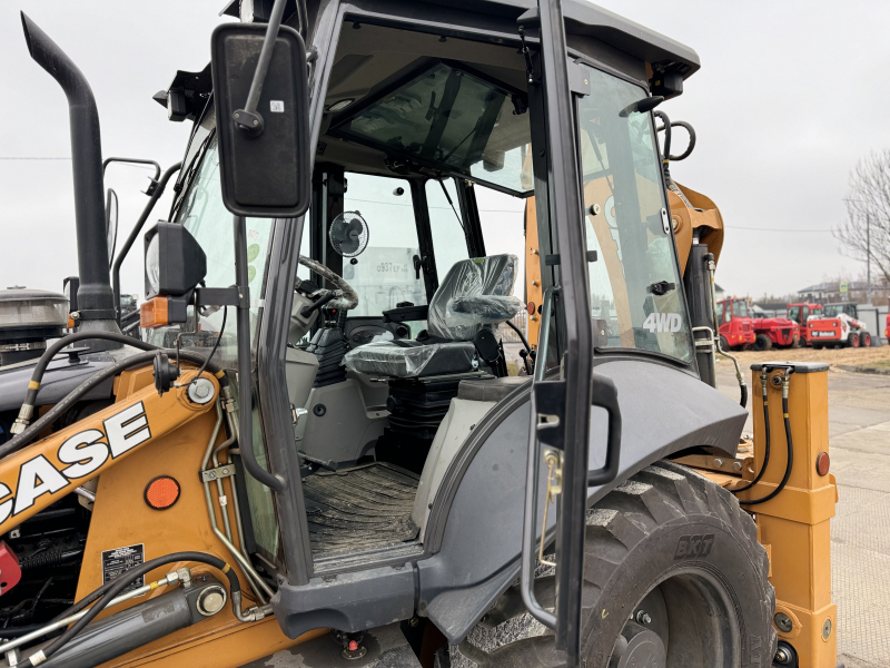 Экскаватор-погрузчик CASE 770 EX PLUS