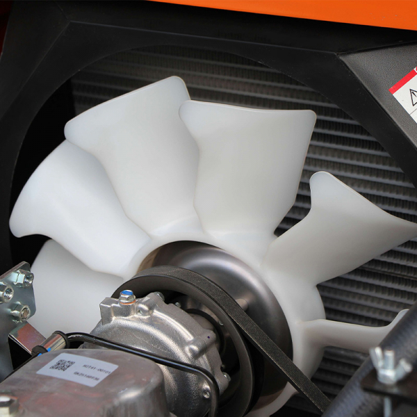 Дизельный погрузчик CPCD15-WS5K2 с японским двигателем, свободным подъемом и боковым смещением вил