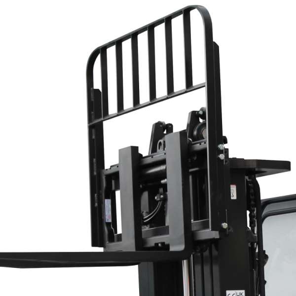 Дизельный погрузчик с кабиной YETT CPCD25-XC5K2-M400-3W-K